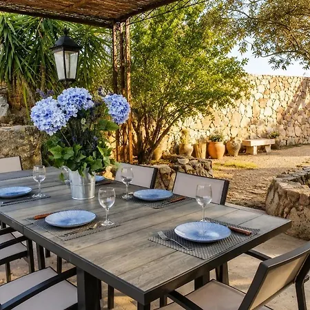Family With Private Pool * بورتو فيكشْيو